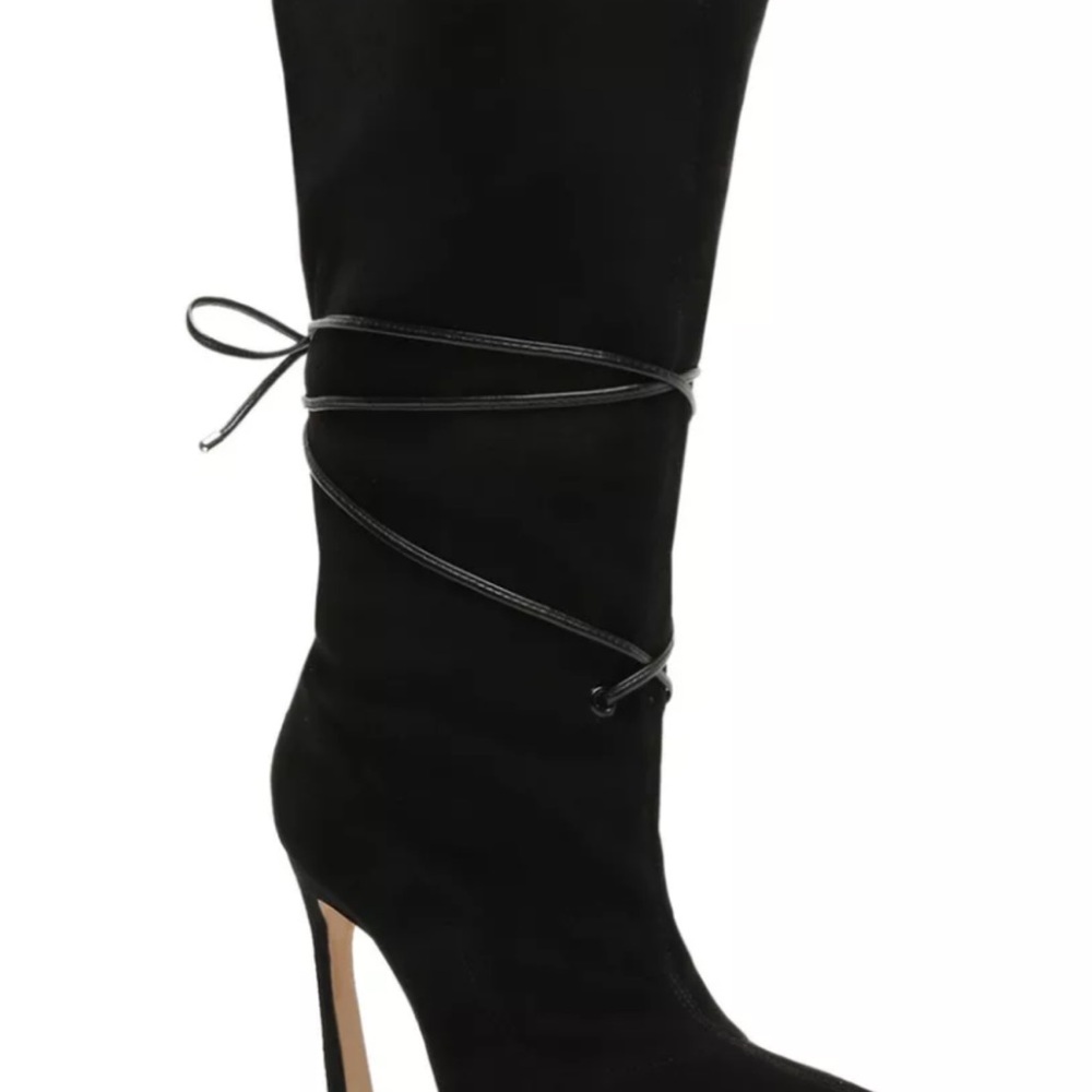 Schutz black lace up suede boot 7.5